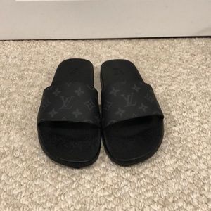 Louis Vuitton Slides black